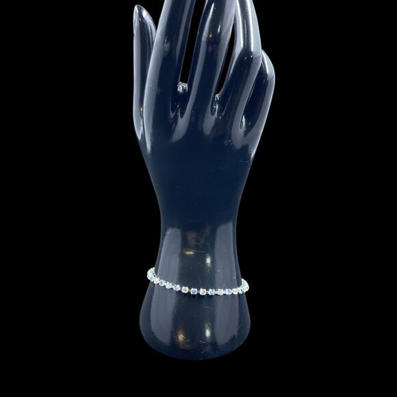 Swarovski Crystal Tennis Bracelet Silver Blue Holiday Gift Coquette Elegant - Picture 1 of 9